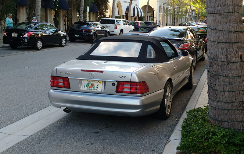 Illustration for article titled The Cars of Palm Beach